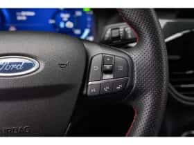 Ford Kuga (2023) thumbnail 32