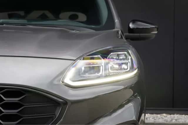 Ford Kuga (2023) thumbnail 41