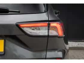 Ford Kuga (2023) thumbnail 42