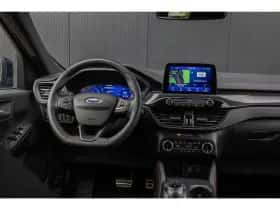 Ford Kuga (2023) thumbnail 8