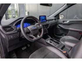 Ford Kuga (2023) thumbnail 9
