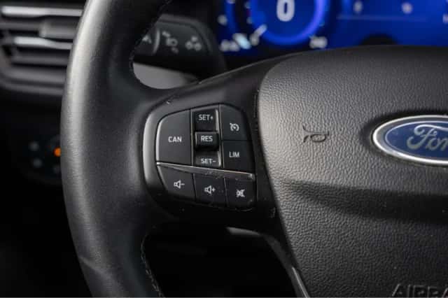 Ford Focus (2020) thumbnail 16