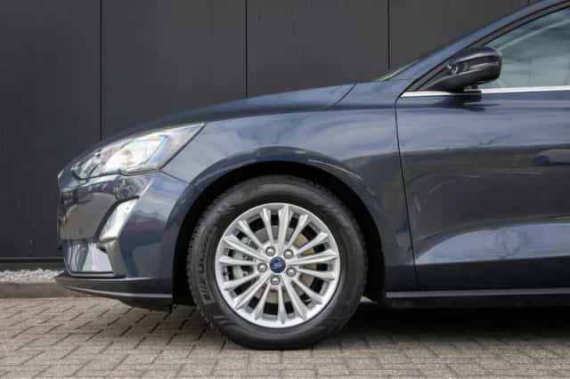 Ford Focus (2020) thumbnail 8