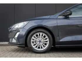 Ford Focus (2020) thumbnail 8