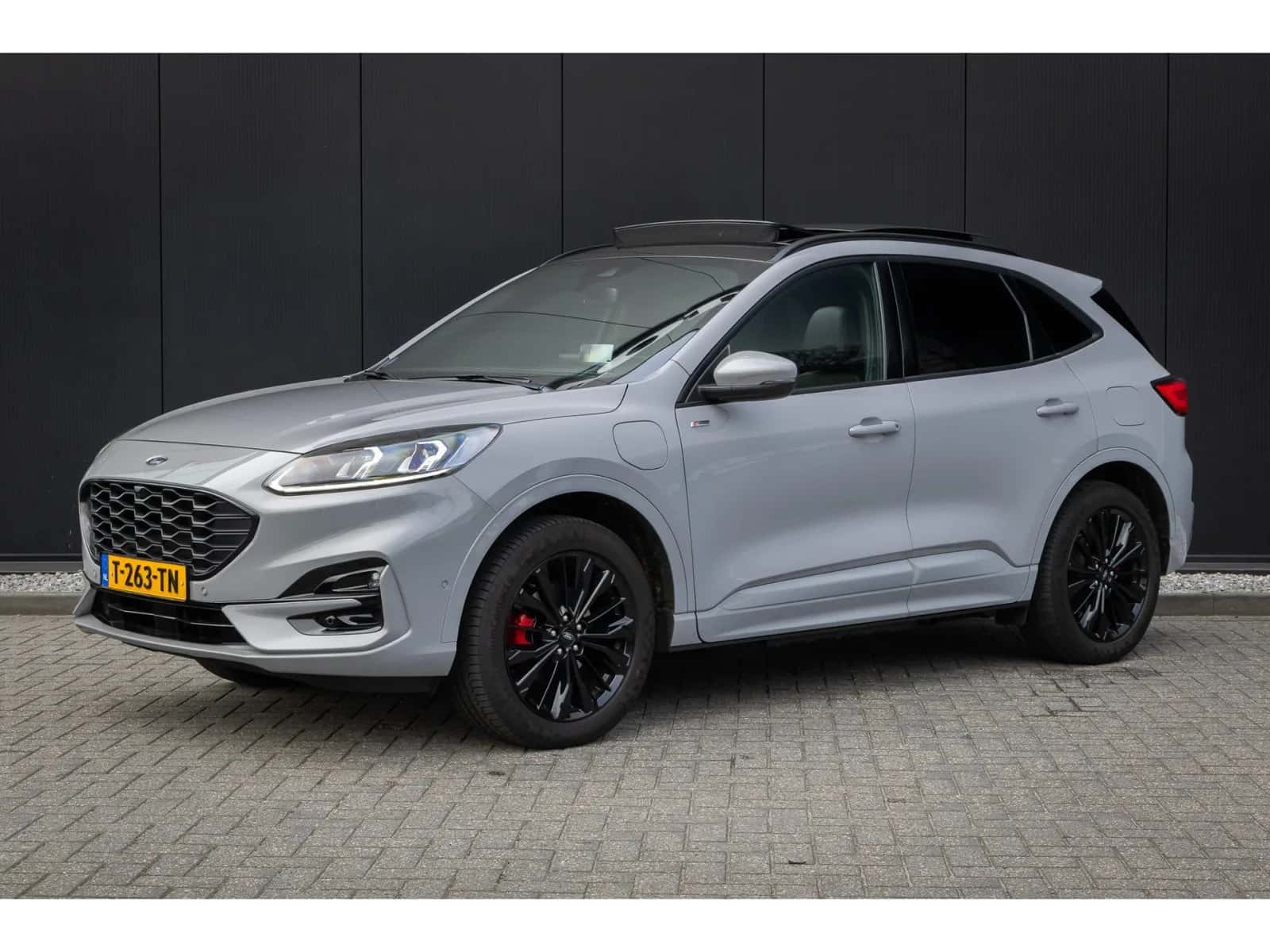 Ford Kuga (2023) — foto 1