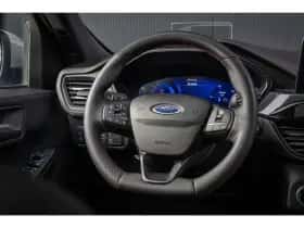 Ford Kuga (2023) thumbnail 15