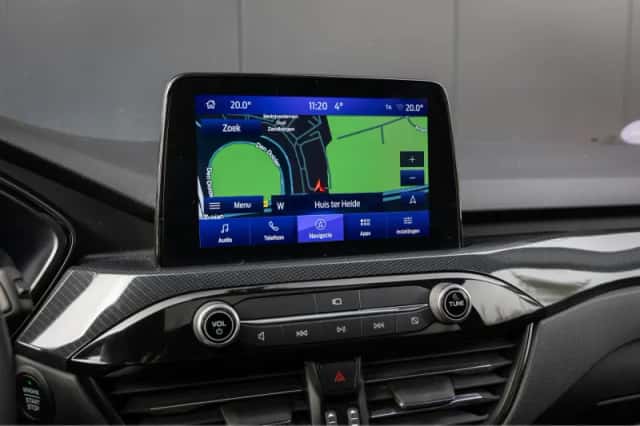 Ford Kuga (2023) thumbnail 23