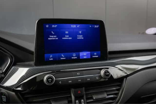 Ford Kuga (2023) thumbnail 24