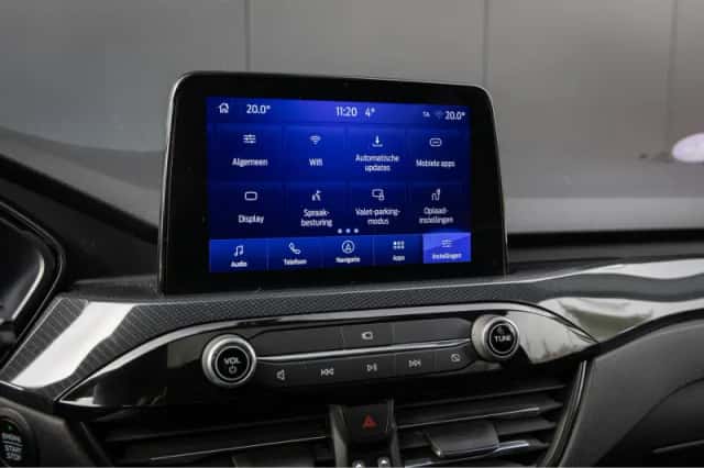 Ford Kuga (2023) thumbnail 26