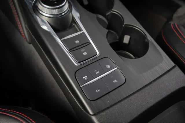 Ford Kuga (2023) thumbnail 34