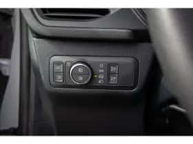 Ford Kuga (2023) thumbnail 38