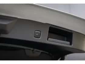 Ford Kuga (2023) thumbnail 46