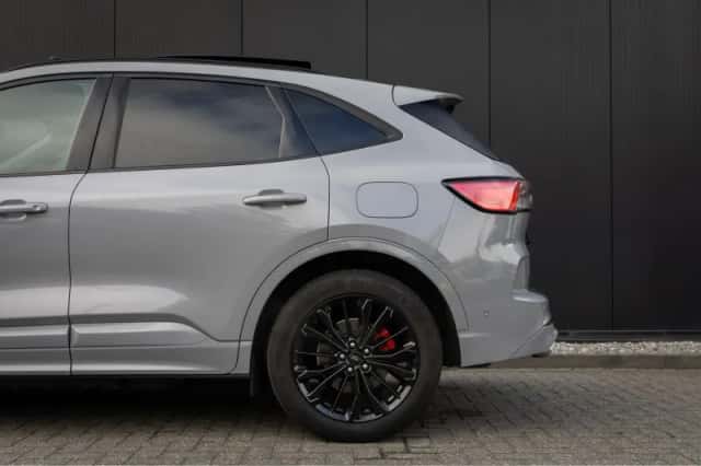 Ford Kuga (2023) thumbnail 49