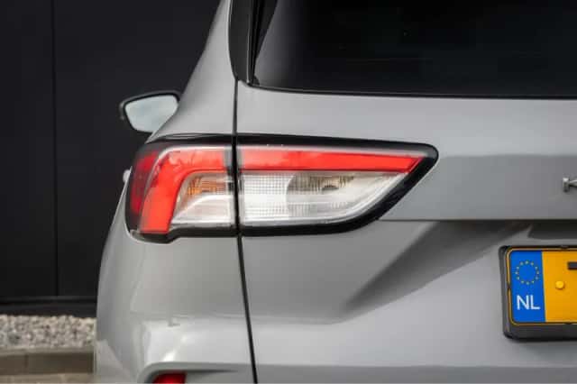 Ford Kuga (2023) thumbnail 51