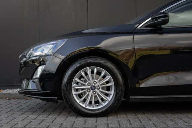 Ford Focus (2019) thumbnail 40