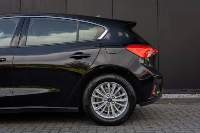 Ford Focus (2019) thumbnail 41