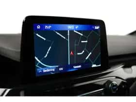 Ford Kuga (2023) thumbnail 17