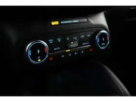 Ford Kuga (2023) thumbnail 19