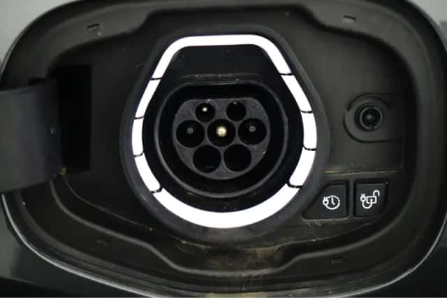 Ford Kuga (2023) thumbnail 24