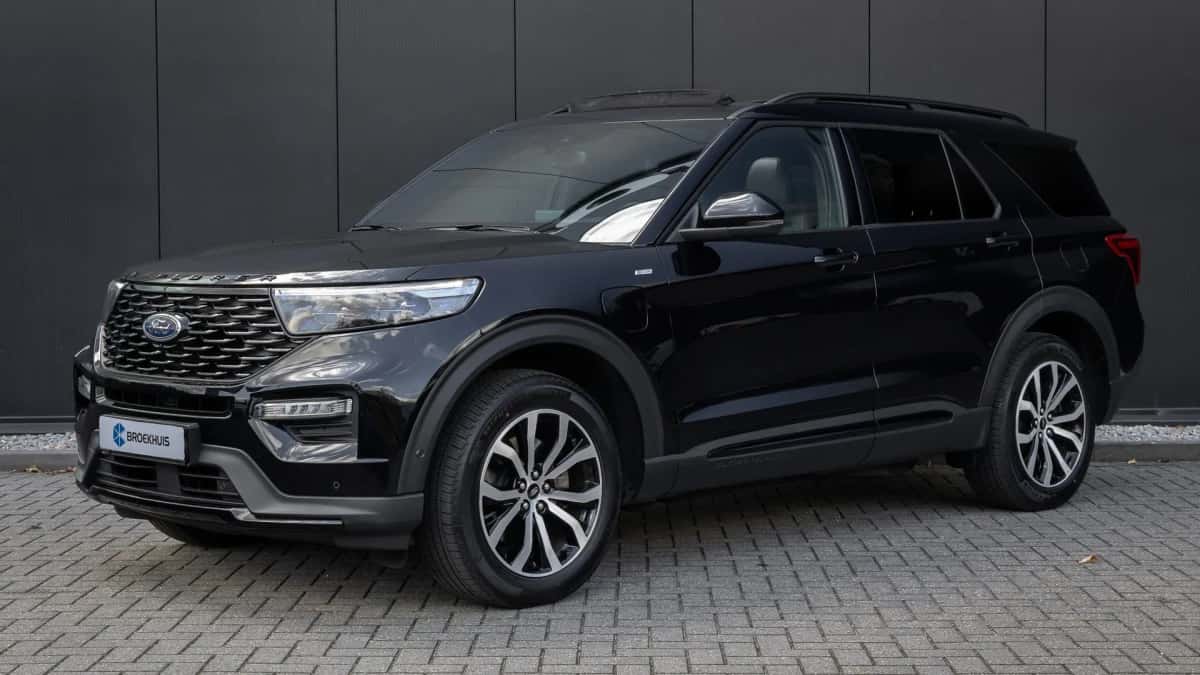 Ford Explorer (2024) — foto 1