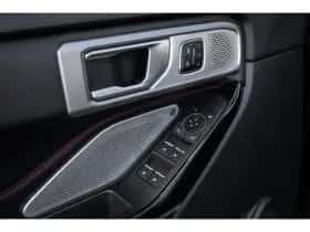 Ford Explorer (2024) thumbnail 32