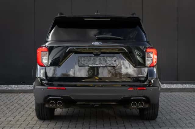 Ford Explorer (2024) thumbnail 5