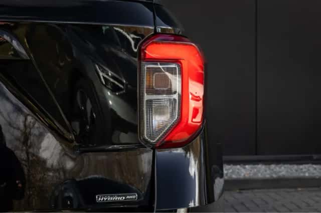 Ford Explorer (2024) thumbnail 51