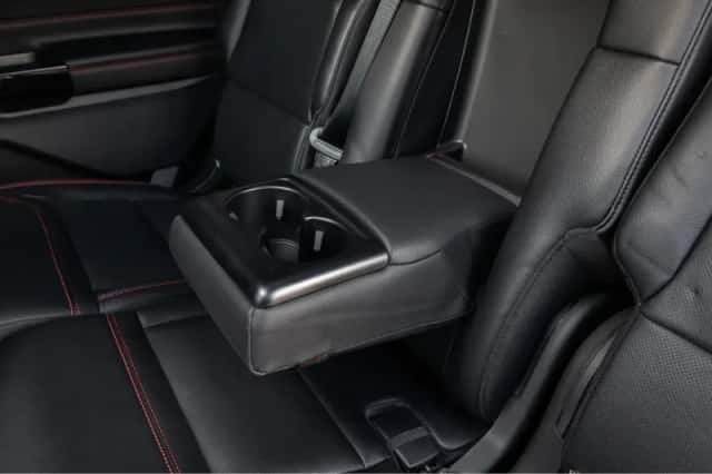 Ford Explorer (2024) thumbnail 9
