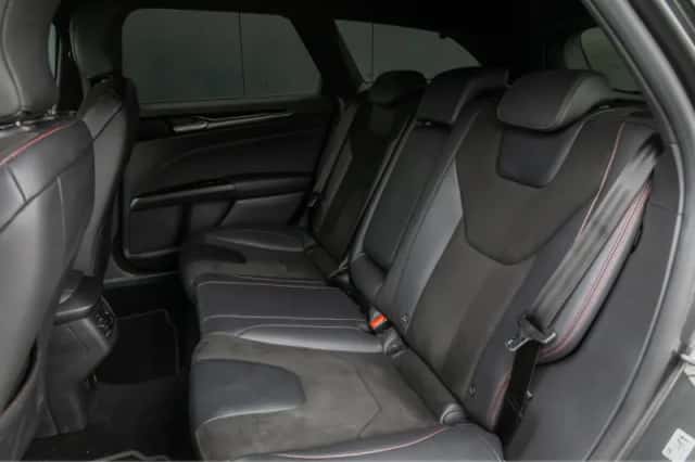 Ford Mondeo (2021) thumbnail 14