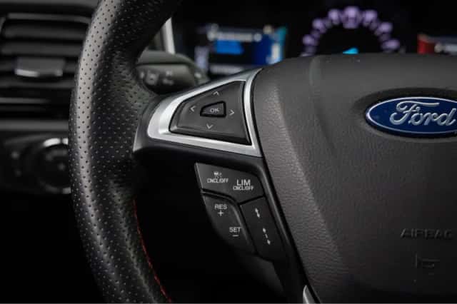 Ford Mondeo (2021) thumbnail 22