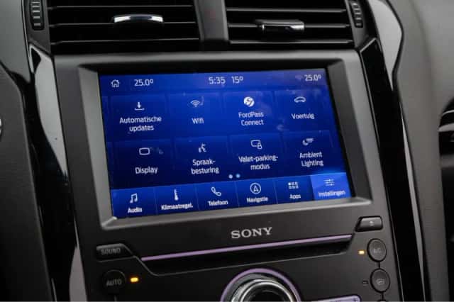 Ford Mondeo (2021) thumbnail 33