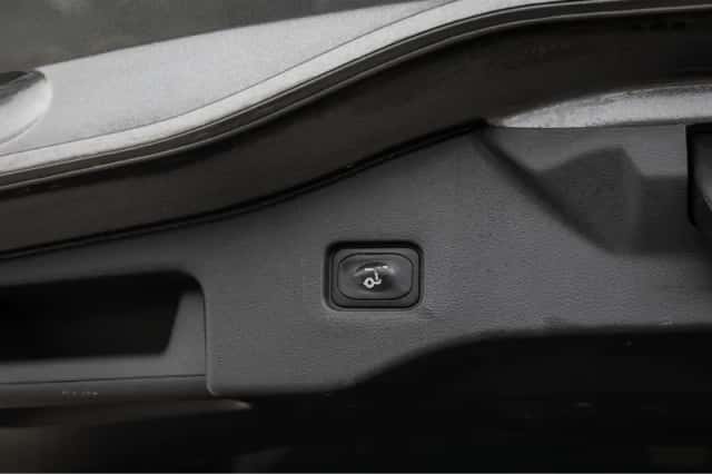 Ford Mondeo (2021) thumbnail 42