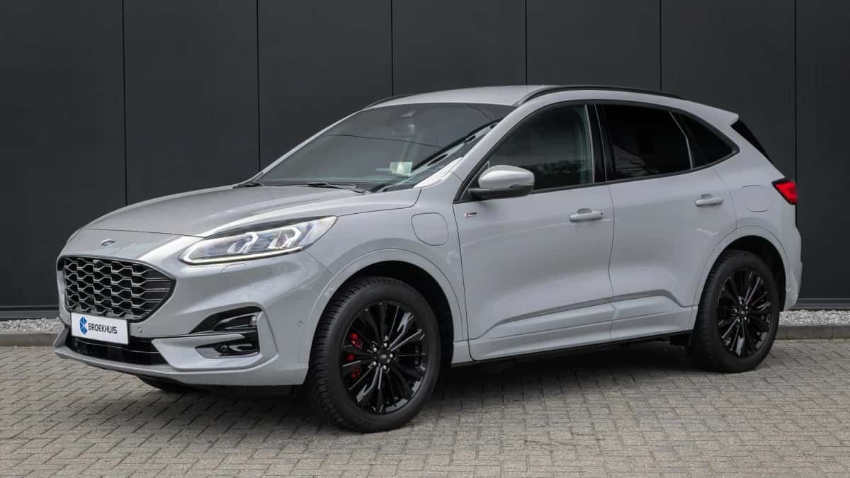 Ford Kuga (2023) — foto 1