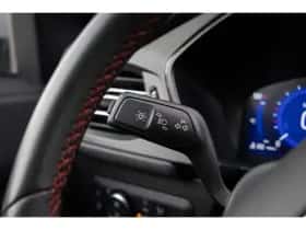 Ford Kuga (2023) thumbnail 14