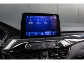 Ford Kuga (2023) thumbnail 23