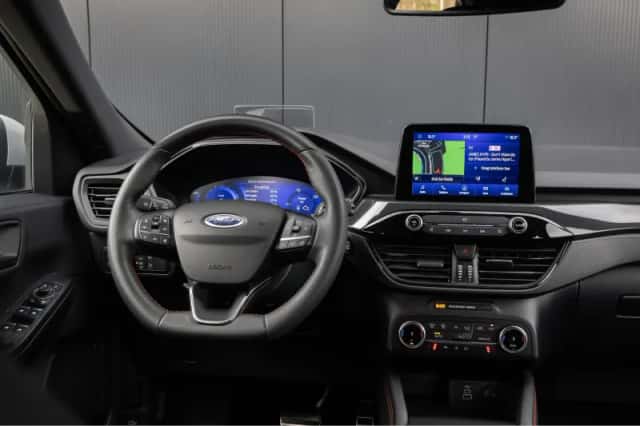 Ford Kuga (2023) thumbnail 31