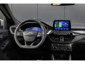 Ford Kuga (2023) thumbnail 31
