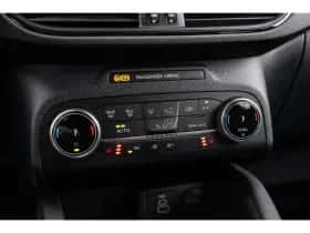 Ford Kuga (2023) thumbnail 40