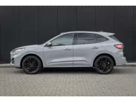 Ford Kuga (2023) thumbnail 5