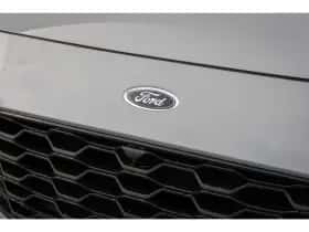 Ford Kuga (2023) thumbnail 48
