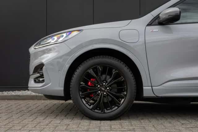 Ford Kuga (2023) thumbnail 51