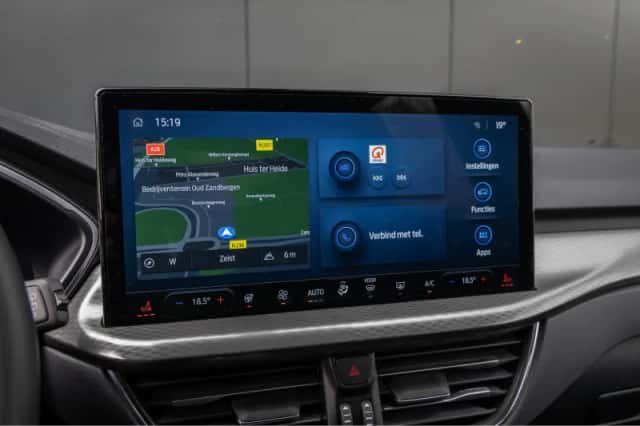 Ford Kuga (2025) thumbnail 17
