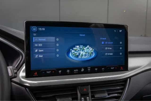 Ford Kuga (2025) thumbnail 21