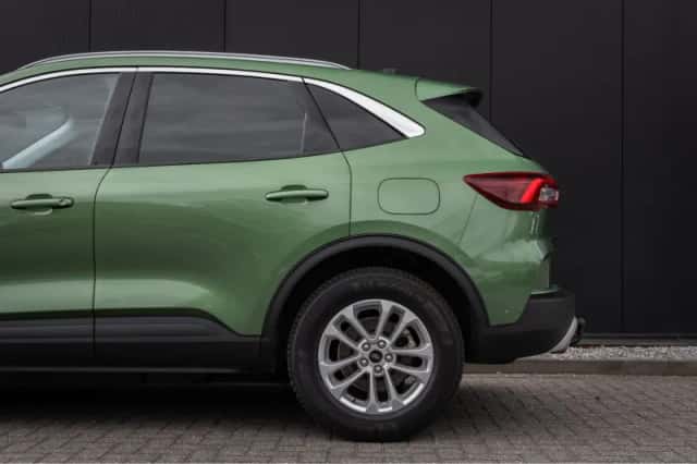 Ford Kuga (2025) thumbnail 10