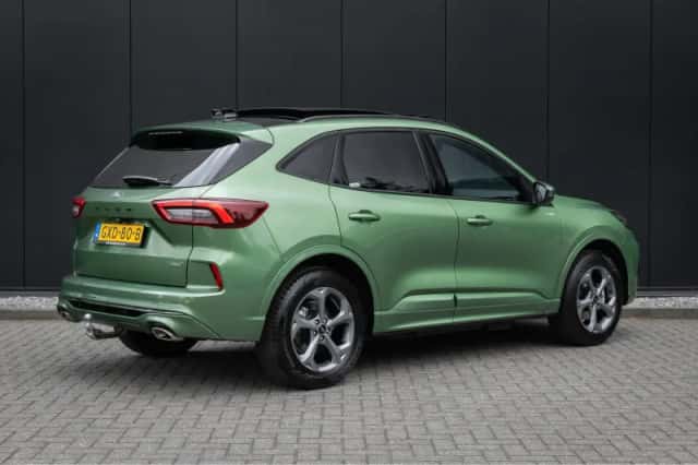 Ford Kuga (2025) thumbnail 2