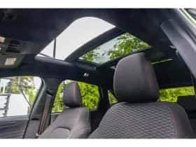 Ford Kuga (2025) thumbnail 3