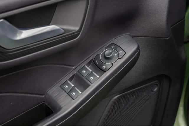 Ford Kuga (2025) thumbnail 26