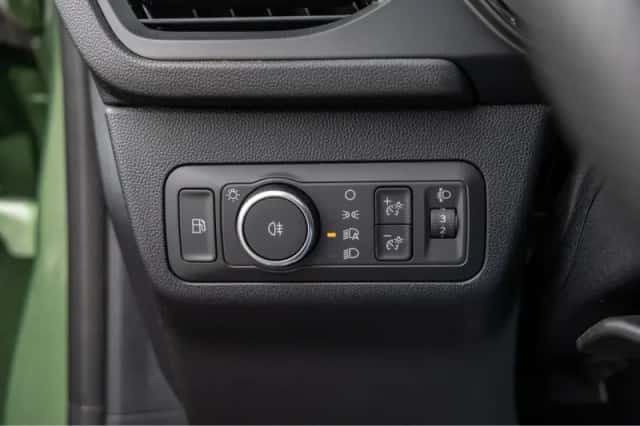 Ford Kuga (2025) thumbnail 27
