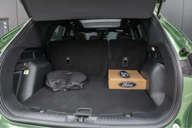Ford Kuga (2025) thumbnail 36