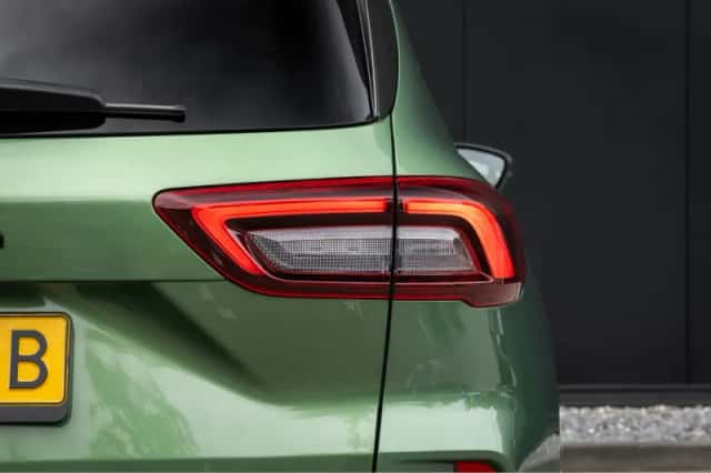 Ford Kuga (2025) thumbnail 39